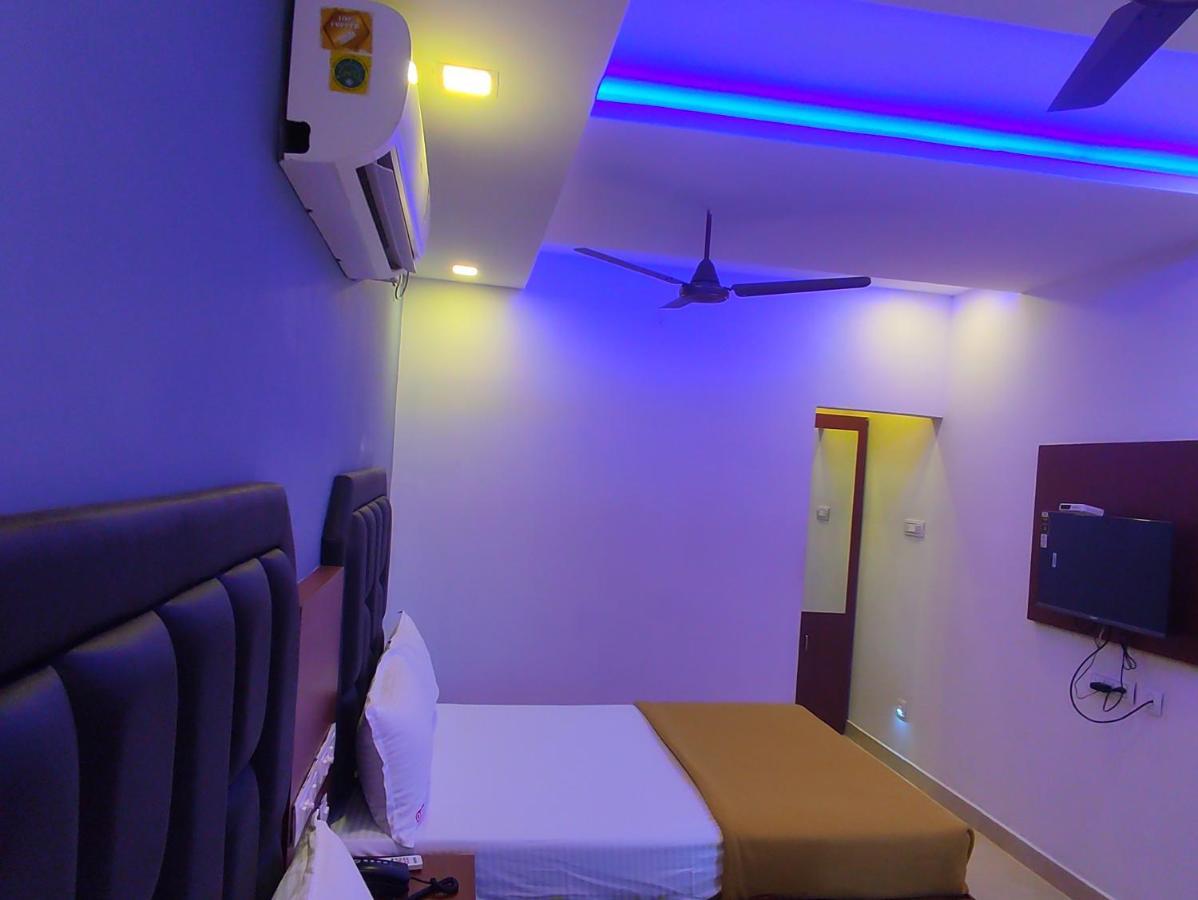 Hotel Db Max Tiruchirappalli Exterior foto